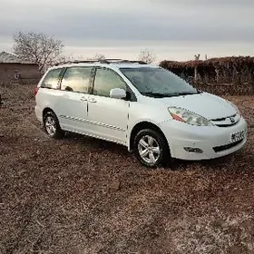 Toyota Sienna 2006