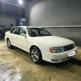Toyota Avalon 1999
