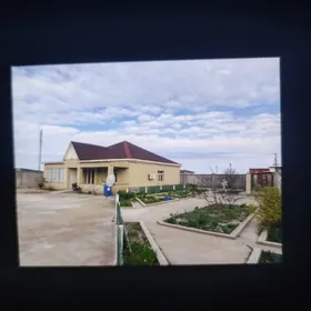 Дом в Азизбекова