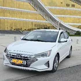 Hyundai Elantra 2020