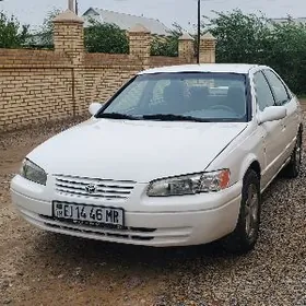 Toyota Camry 1998