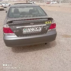Toyota Camry 2004