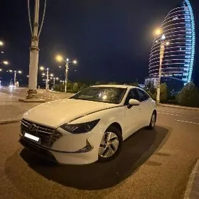 Hyundai Sonata Hybrid 2020