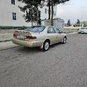 Toyota Camry 1997