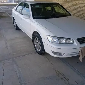 Toyota Camry 1998