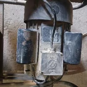 Электро.  матор