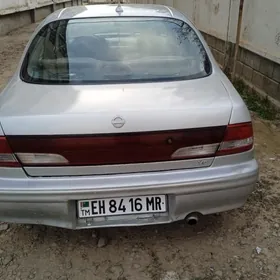 Nissan Cefiro 1996
