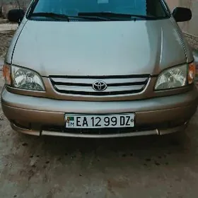 Toyota Sienna 2002