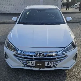 Hyundai Elantra 2020