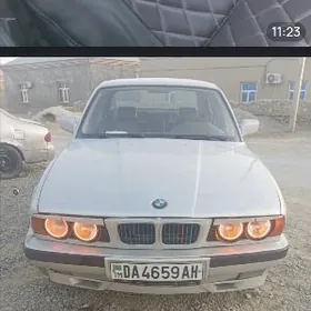 BMW 525 1992