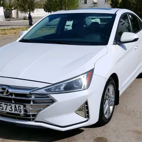 Hyundai Elantra 2020