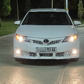 Toyota Camry 2012