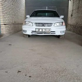 Toyota Camry 2000