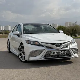 Toyota Camry 2023