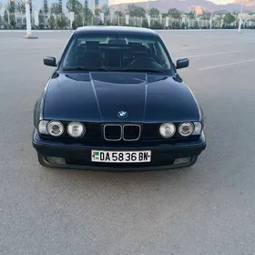 BMW E34 1989