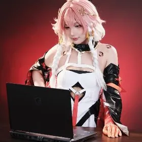 RTX5090|Ultra9|32GBRam|MSI VEC