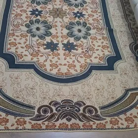 Uly pokrywal Покрывало