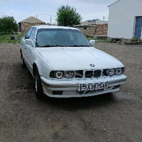 BMW 525 1989