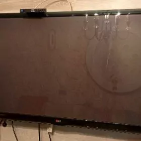 LG телевизор 42