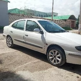 Renault Megane 2 1999