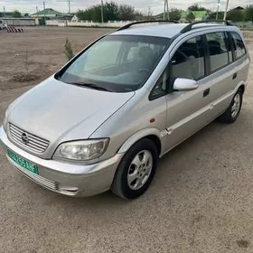 Opel Zafira 2001