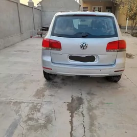 Volkswagen Touareg 2004