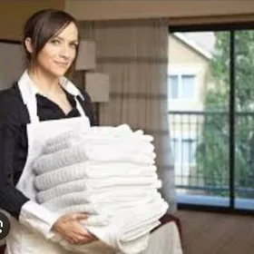 nyanya öý kömekçi