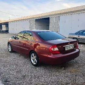 Toyota Camry 2004
