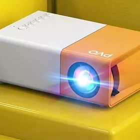 Proektor/Projector/Proyektor