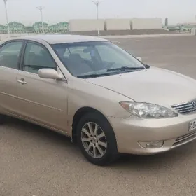 Toyota Camry 2005
