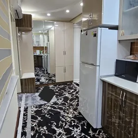 1 МКР 1 ЭТАЖ 2 КОМНАТЫ 