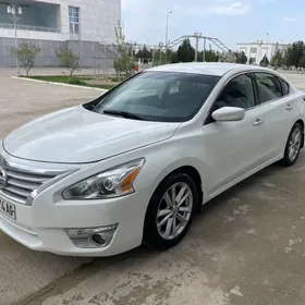 Nissan Altima 2013