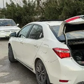 Toyota Corolla 2014