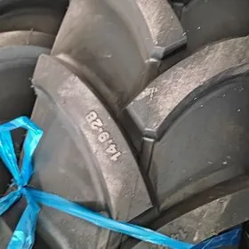 Traktor teker 14.9/28