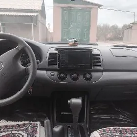 Toyota Camry 2003