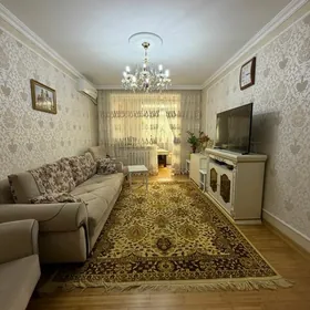 10 МКР 3 КОМНАТЫ 1 ЭТАЖ