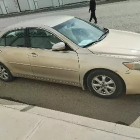 Toyota Camry 2010