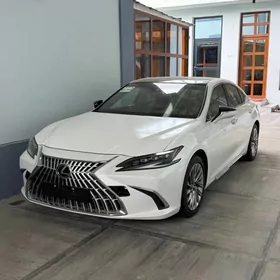 Lexus ES 350 2025