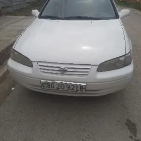 Toyota Camry 1998