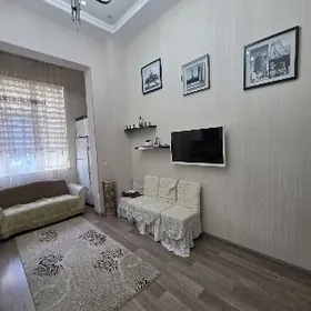 Taze Gurtly 4/2 et 3 komnat