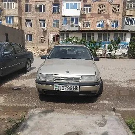 Opel Vectra 1989