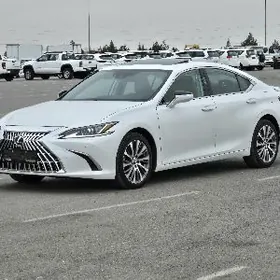 Lexus ES 250 2021