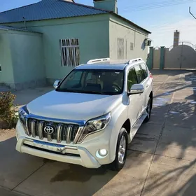 Toyota Land Cruiser Prado 2015