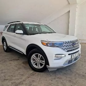 Ford Explorer 2022