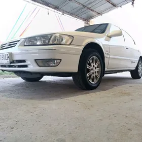 Toyota Camry 1998
