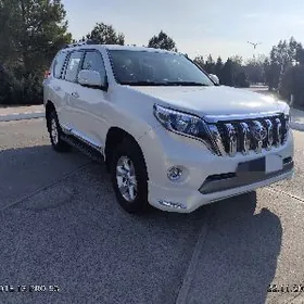Toyota Land Cruiser Prado 2011