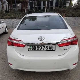 Toyota Corolla 2015
