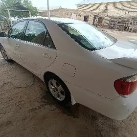 Toyota Camry 2005