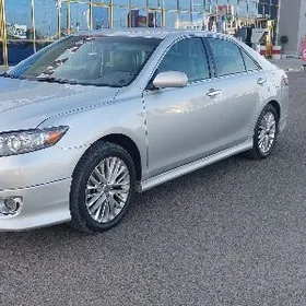 Toyota Camry 2011