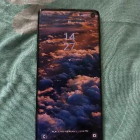 Samsung S10